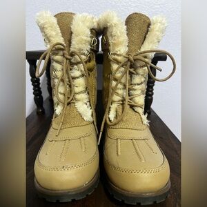 Target Tan Fur-Lined Boots